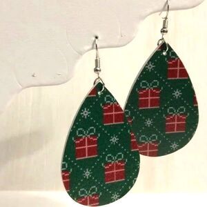 Green & Red Holiday Gift PU Leather Teardrop Earrings